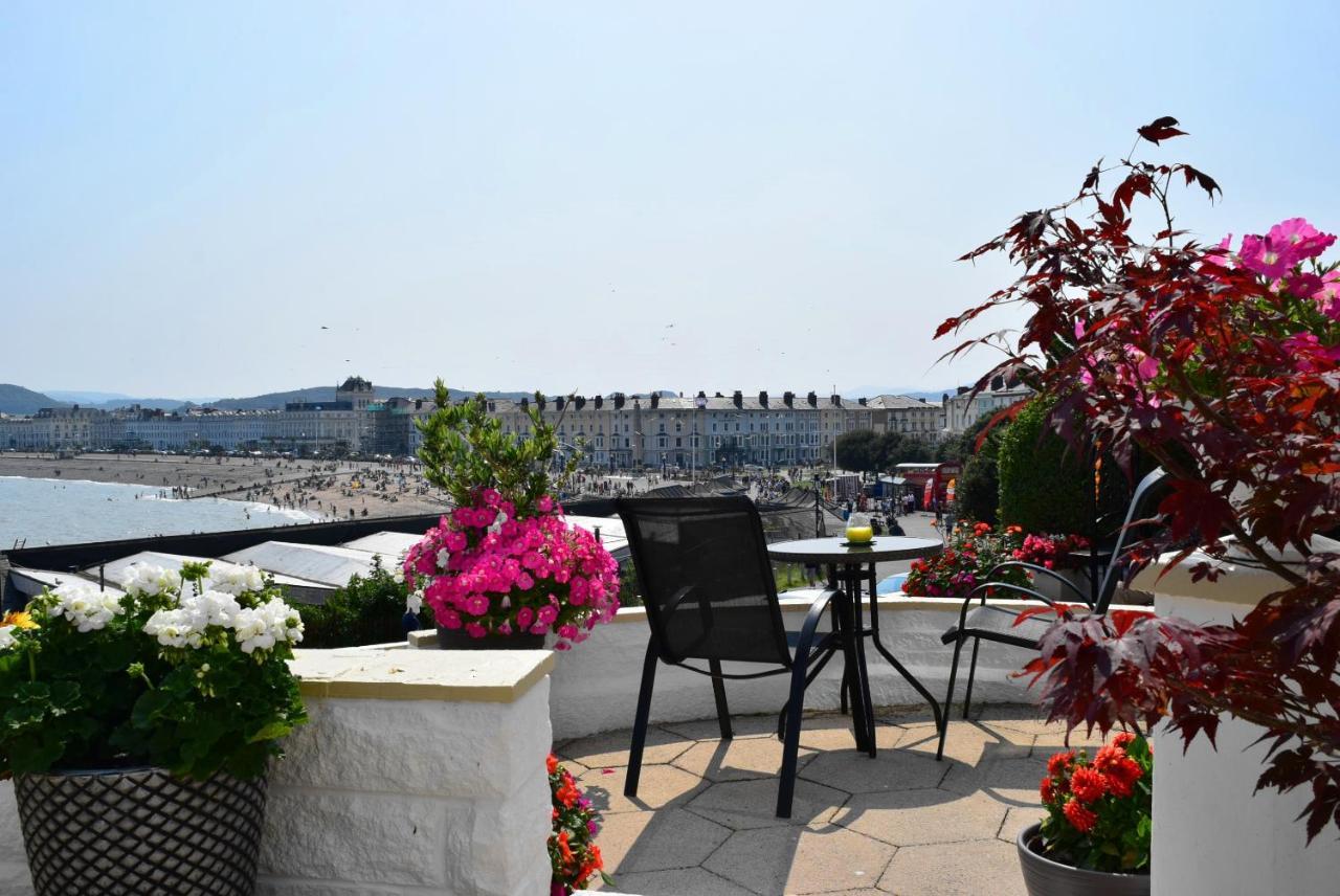 The View Guest House (Adults Only) Llandudno Exterior photo