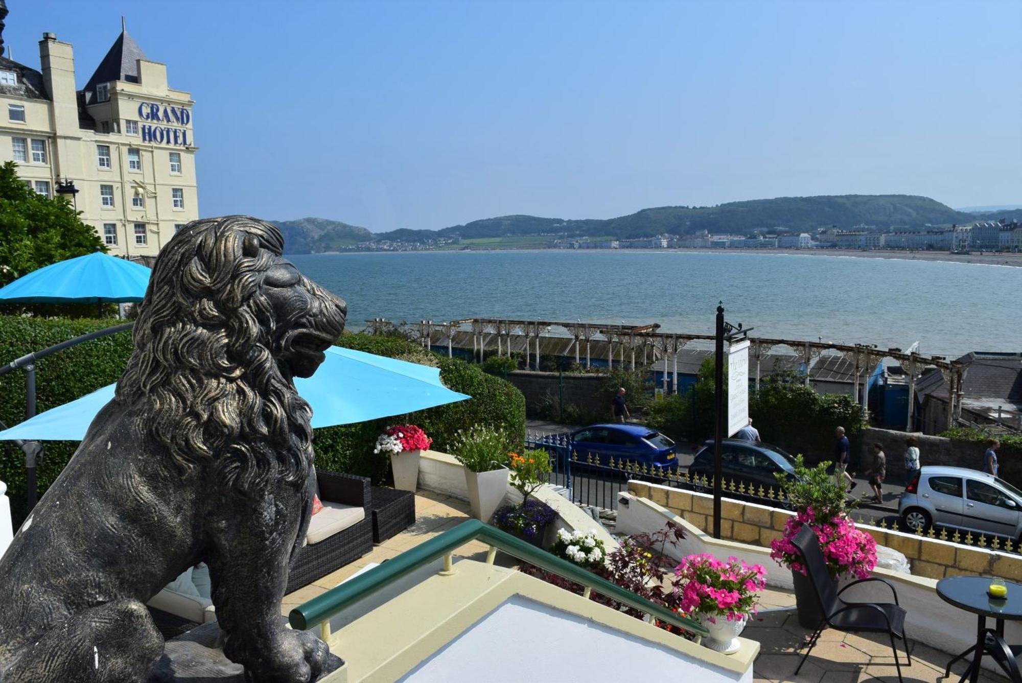 The View Guest House (Adults Only) Llandudno Exterior photo